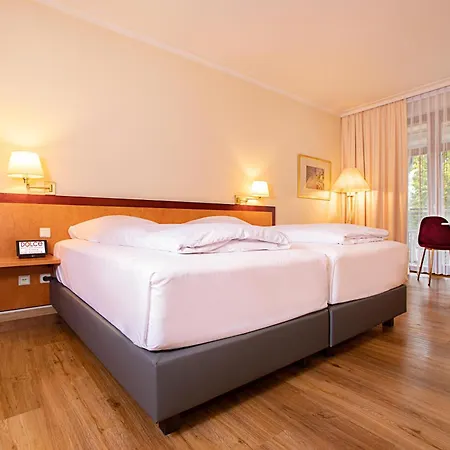 Dolce By Wyndham Hotel