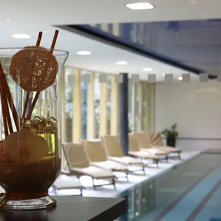 Отель Dolce By Wyndham Бад-Наухайм