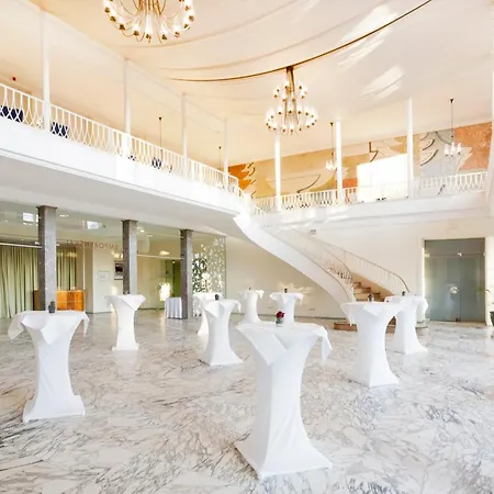 Отель Dolce By Wyndham 4*