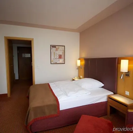 Hotel Dolce By Wyndham 4*